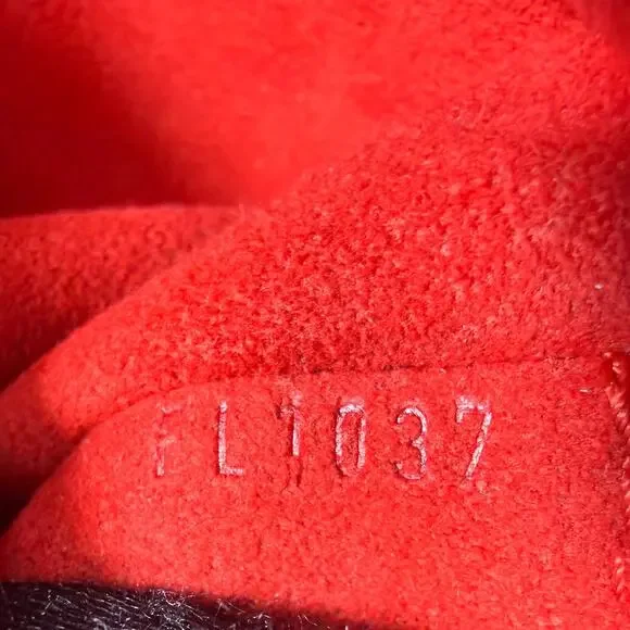 Louis Vuitton Damier Ebene Saleya MM - Picture 9 of 11